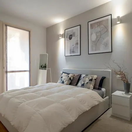 Conti Comfort Battaglia Appartement Milan