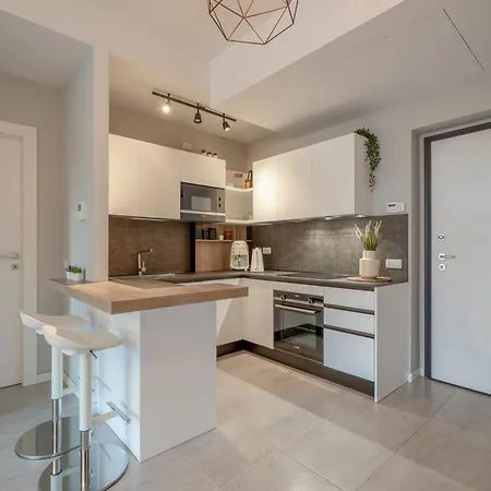 Conti Comfort Battaglia Appartement Milan